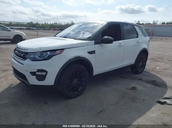 SALCR2BG0HH656696 2017 LAND ROVER DISCOVERY SPORT - Image 2