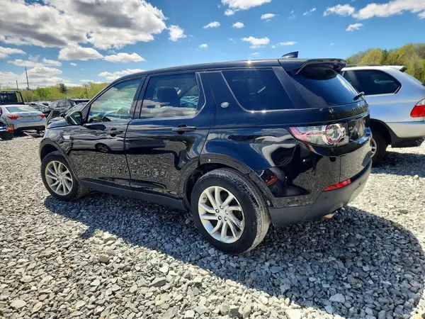 SALCR2BG0HH663275 2017 LAND ROVER DISCOVERY - Image 2