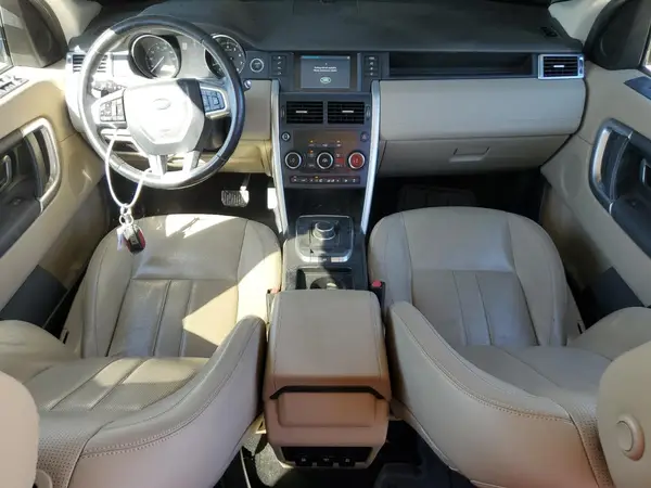 SALCR2BG2HH661561 2017 LAND ROVER DISCOVERY - Image 8