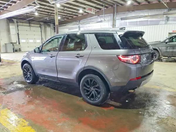 SALCR2BG2HH667358 2017 LAND ROVER DISCOVERY SPORT - Image 2