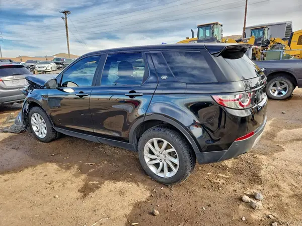 SALCR2BG3HH689143 2017 LAND ROVER DISCOVERY - Image 2