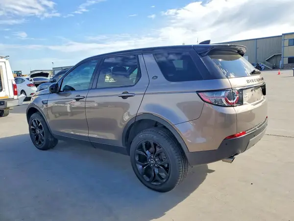 SALCR2BG3HH690695 2017 LAND ROVER DISCOVERY - Image 2