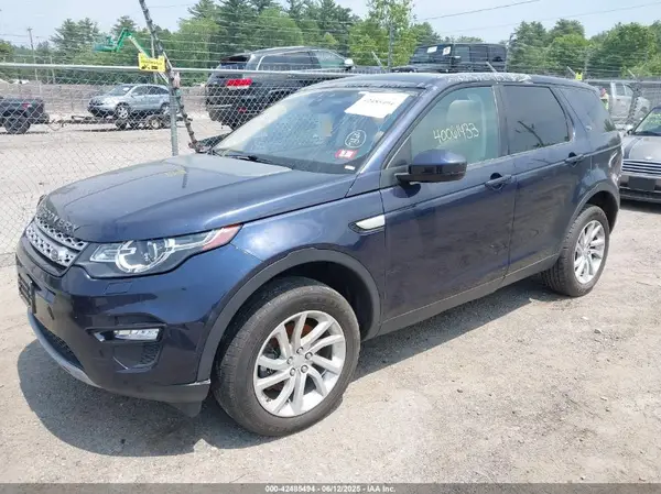 SALCR2BG4HH650982 2017 LAND ROVER DISCOVERY SPORT - Image 2