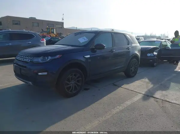 SALCR2BG5HH656449 2017 LAND ROVER DISCOVERY SPORT - Image 2