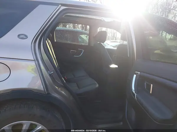 SALCR2BG5HH663899 2017 LAND ROVER DISCOVERY SPORT - Image 8
