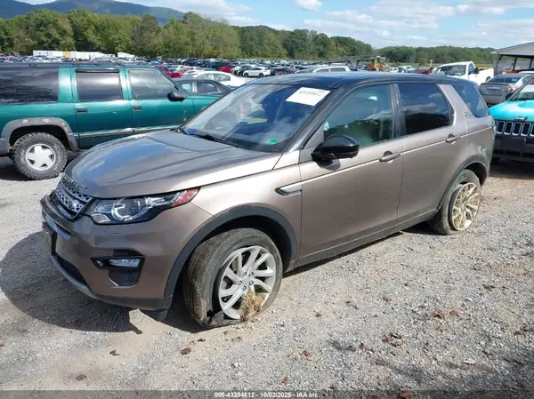 SALCR2BG5HH682064 2017 LAND ROVER DISCOVERY SPORT - Image 2