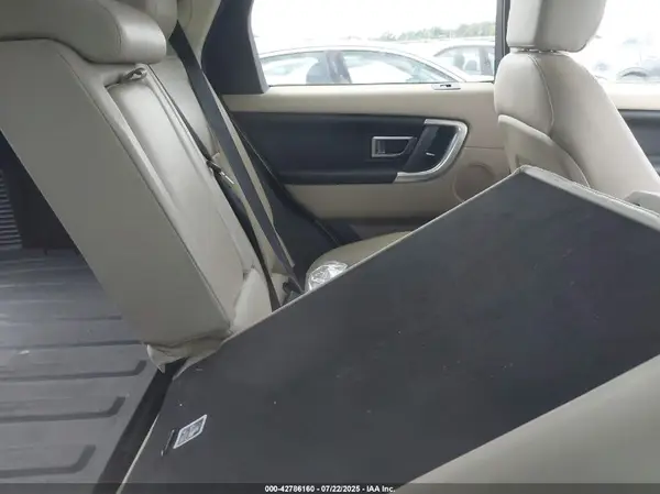 SALCR2BG6HH714875 2017 LAND ROVER DISCOVERY SPORT - Image 8
