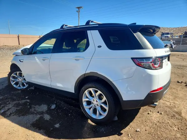 SALCR2BG7HH684463 2017 LAND ROVER DISCOVERY - Image 2