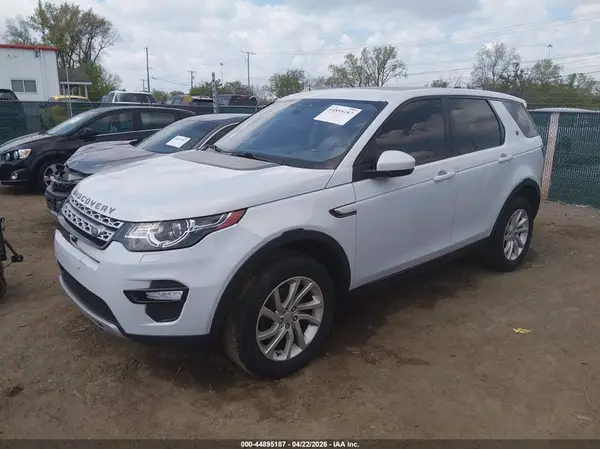 SALCR2BG8HH657708 2017 LAND ROVER DISCOVERY SPORT - Image 2