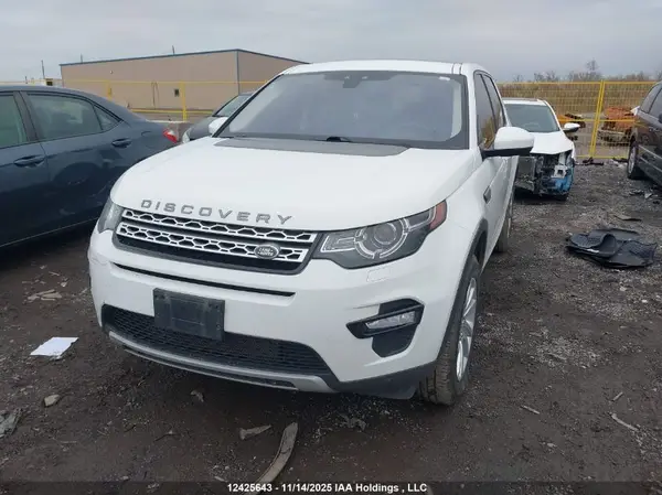 SALCR2BG8HH676596 2017 LAND ROVER DISCOVERY SPORT - Image 2