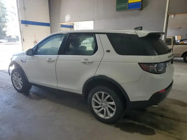 SALCR2BGXHH637072 2017 LAND ROVER DISCOVERY - Image 2