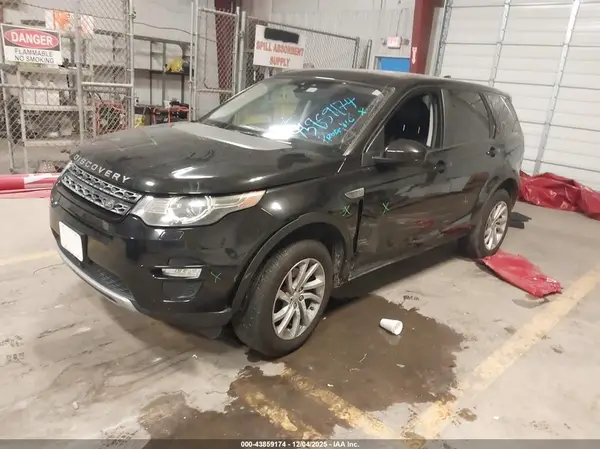 SALCR2BGXHH651103 2017 LAND ROVER DISCOVERY SPORT - Image 2
