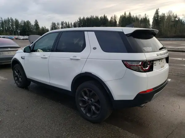 SALCR2RX3JH758912 2018 LAND ROVER DISCOVERY - Image 2