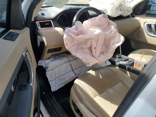 SALCR2RX5JH743750 2018 LAND ROVER DISCOVERY - Image 8