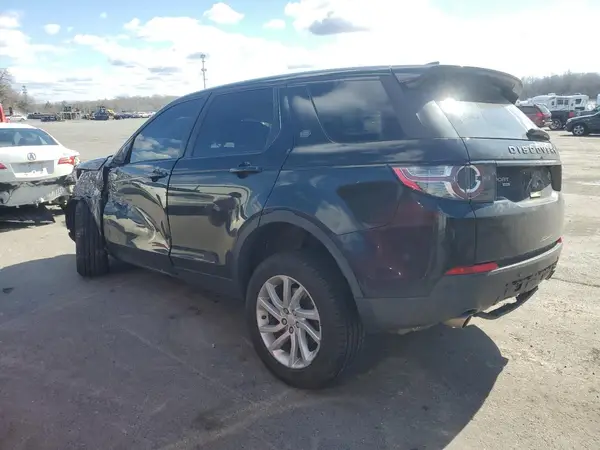 SALCR2RX8JH736873 2018 LAND ROVER DISCOVERY - Image 2