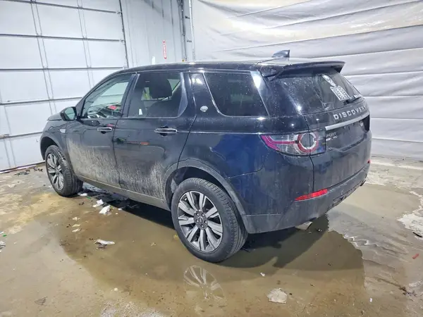 SALCT2BG7HH703255 2017 LAND ROVER DISCOVERY - Image 2