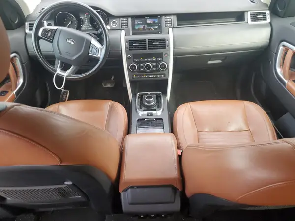 SALCT2BG8HH636259 2017 LAND ROVER DISCOVERY - Image 8