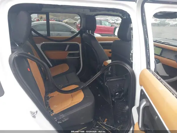 SALE27EU4P2194950 2023 LAND ROVER DEFENDER - Image 8
