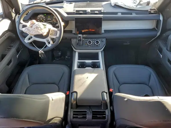 SALE27EU7S2455478 2025 LAND ROVER DEFENDER - Image 8