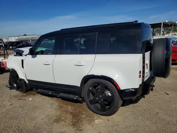 SALE2EEU0S2462311 2025 LAND ROVER DEFENDER - Image 2