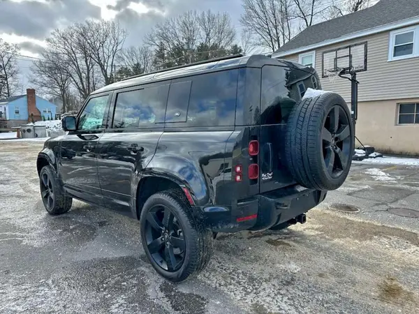 SALE2EEU2P2120298 2023 LAND ROVER DEFENDER - Image 2