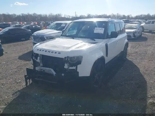 SALE2EEU4P2132937 2023 LAND ROVER DEFENDER - Image 2