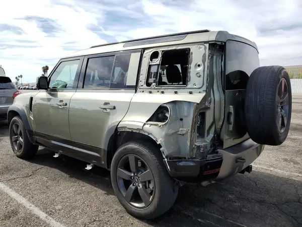 SALE2EEU6P2120322 2023 LAND ROVER DEFENDER - Image 2