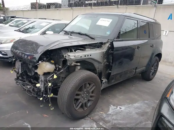 SALE2EEU9P2170194 2023 LAND ROVER DEFENDER - Image 2