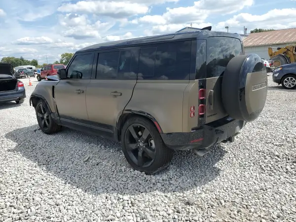 SALE2EFE2S2371421 2025 LAND ROVER DEFENDER - Image 2
