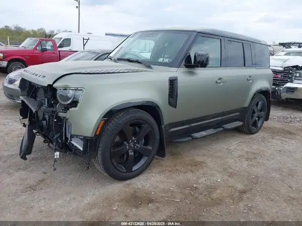 SALE2EFE8S2357717 2025 LAND ROVER DEFENDER - Image 2