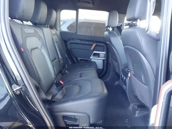 SALE2FEU9P2241383 2023 LAND ROVER DEFENDER - Image 8