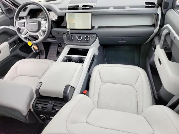 SALE2FEUXS2446929 2025 LAND ROVER DEFENDER - Image 8