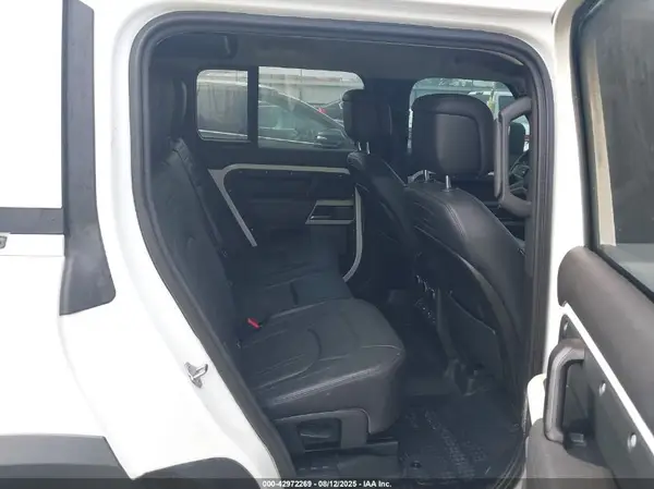 SALE9EEU9L2019068 2020 LAND ROVER DEFENDER - Image 8