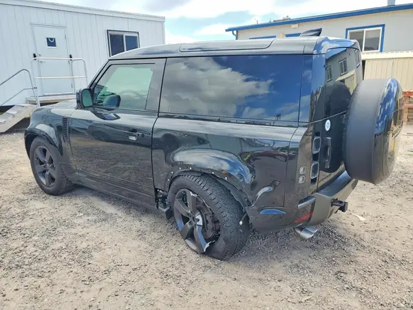 SALEB6EE3R2272155 2024 LAND ROVER DEFENDER - Image 2