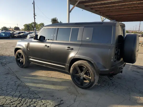 SALEBEEE1R2347848 2024 LAND ROVER DEFENDER - Image 2