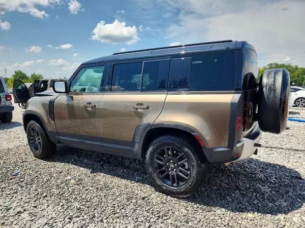 SALEJ6EU6S2474414 2025 LAND ROVER DEFENDER - Image 2