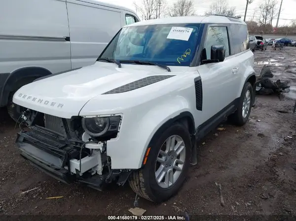 SALEJ6EX5R2253076 2024 LAND ROVER DEFENDER - Image 2