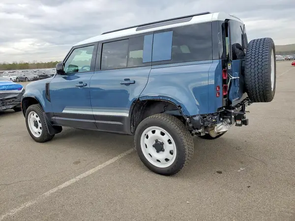 SALEJ7EU1S2439747 2025 LAND ROVER DEFENDER - Image 2
