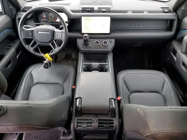SALEJ7EU1S2439747 2025 LAND ROVER DEFENDER - Image 8