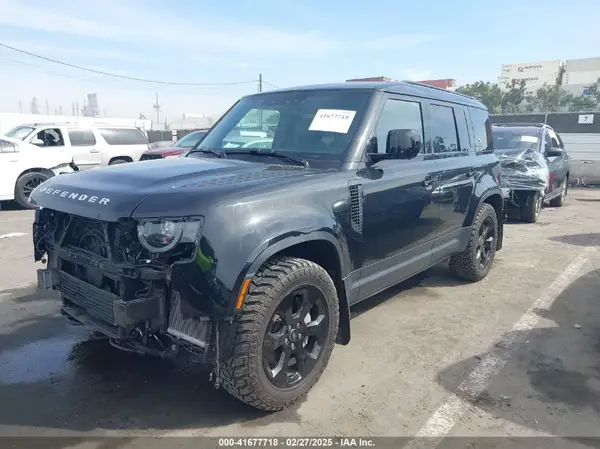 SALEJ7EU7R2266634 2024 LAND ROVER DEFENDER - Image 2