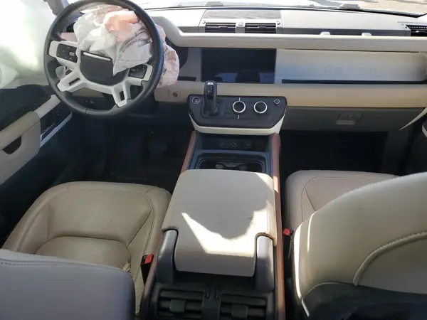 SALEJ7EU8R2281742 2024 LAND ROVER DEFENDER - Image 8