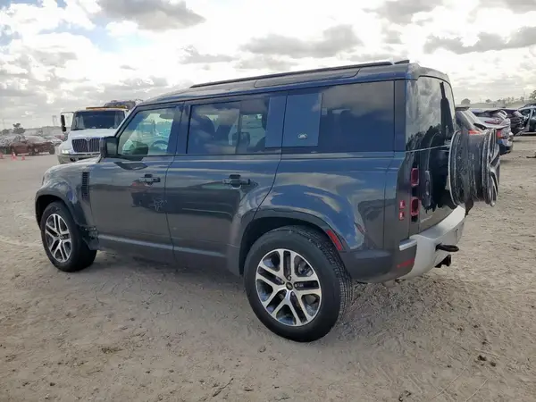 SALEJ7EU9R2274783 2024 LAND ROVER DEFENDER - Image 2