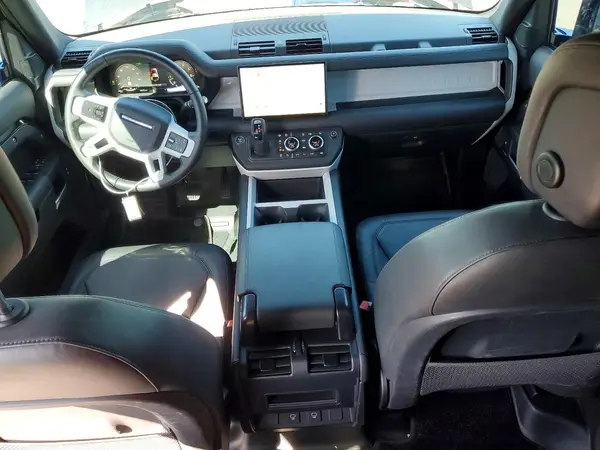 SALEJ7EX3S2358808 2025 LAND ROVER DEFENDER - Image 8