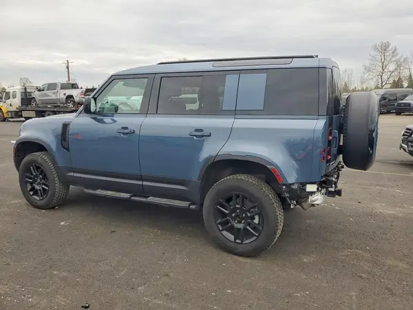 SALEJ7EX3S2360106 2025 LAND ROVER DEFENDER - Image 2