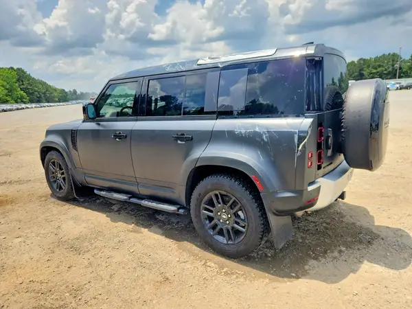 SALEJ7EX3S2366374 2025 LAND ROVER DEFENDER - Image 2