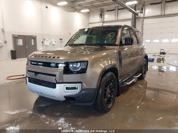 SALEJ7EX4S2360521 2025 LAND ROVER DEFENDER - Image 2