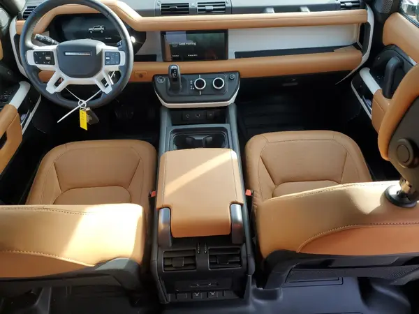 SALEJ7EX5R2304243 2024 LAND ROVER DEFENDER - Image 8