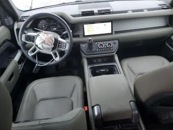 SALEJ7EX5R2311676 2024 LAND ROVER DEFENDER - Image 8