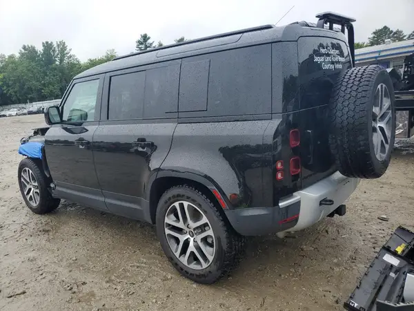 SALEJ7EX5S2357868 2025 LAND ROVER DEFENDER - Image 2