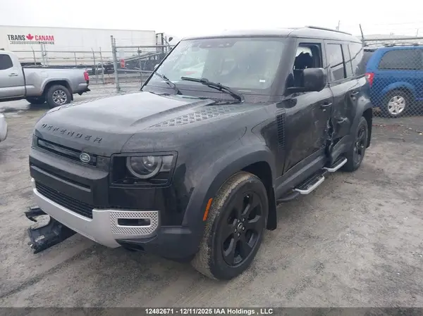 SALEJ7EX6P2136349 2023 LAND ROVER DEFENDER - Image 2
